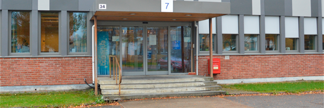 sanderud-hovedinngang-inngang.png (1)